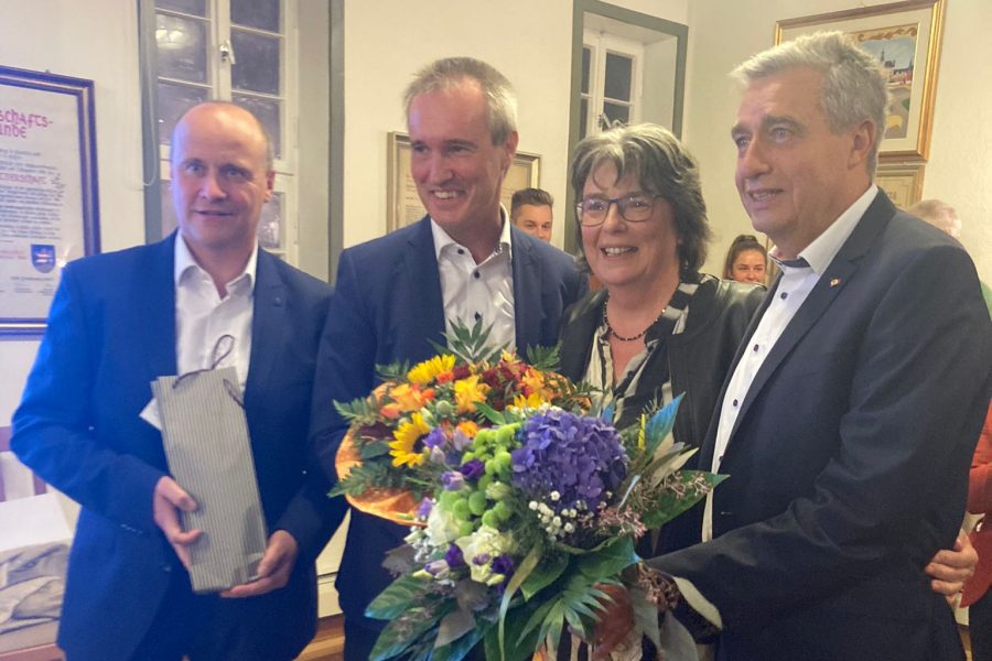 Danke für das Vertrauen! › Barbara Eckes